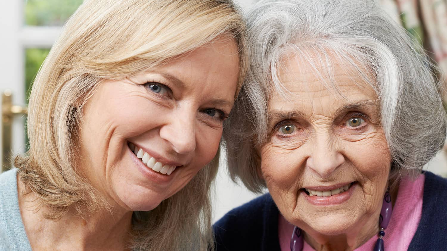 5 Gifts for Elderly Parents Who Seem to Have Everything they Need