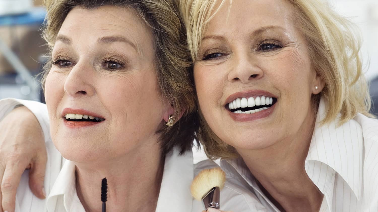 14 Exclusive Makeup Tips For Older Women From A
