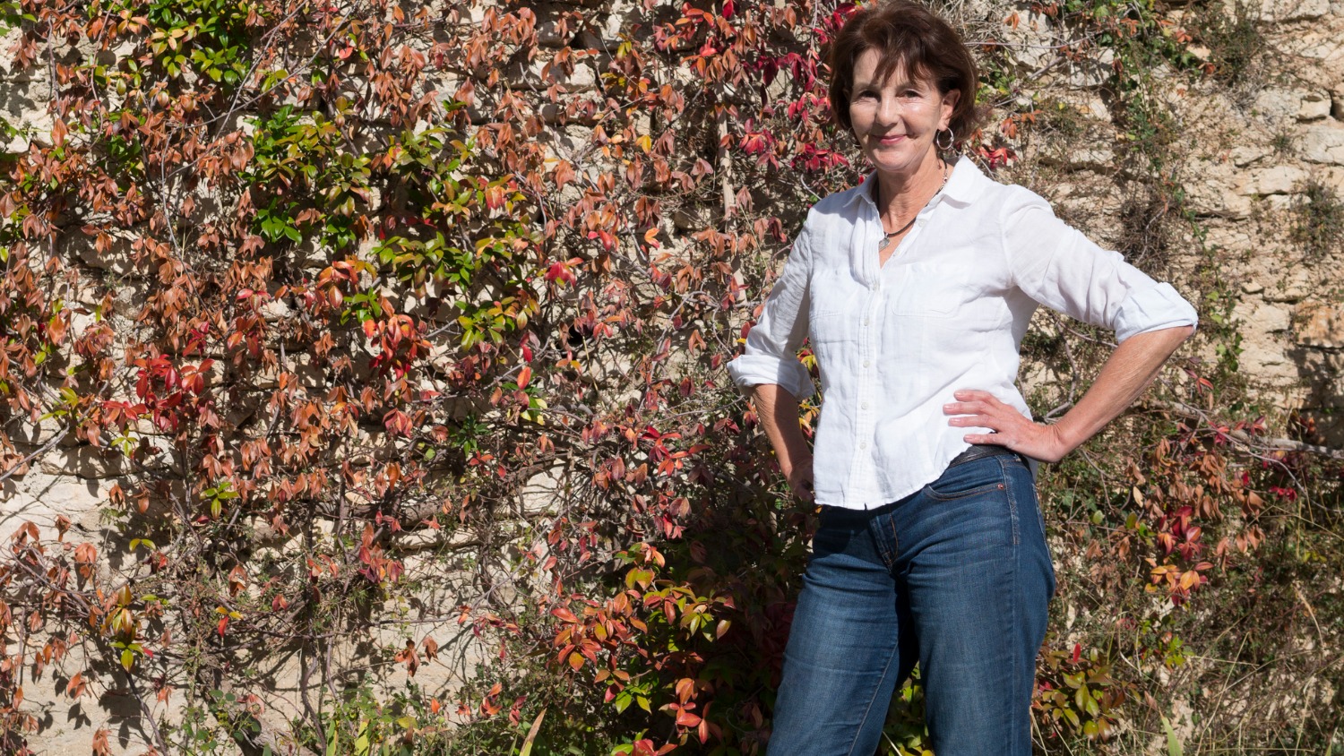 https://cdn.sixtyandme.com/wp-content/uploads/2023/11/Sixty-and-Me_Best-Tummy-Control-Jeans-for-Older-Women.jpg