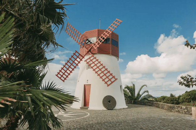 Flea Windmill (The Mill), Portugal